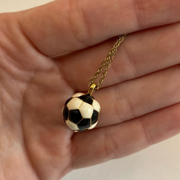 Vintage D’Orlan Enamelled Ball Pendant Gold Black White Necklace Chain Soccer - Picture 8 of 9